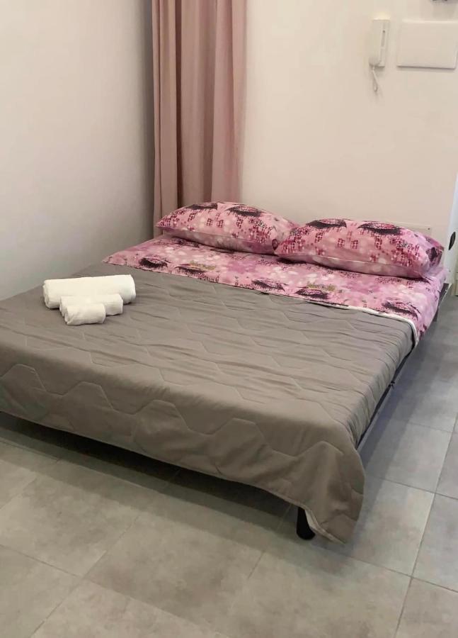 Miris Fast Comfortable Airport Capodichino 25 Minutes Walk Self Check-in Appartement